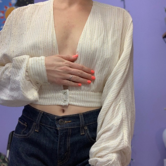 Deep V Long Sleeve - Picture 6 of 7